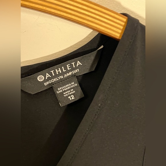 NWOT Athleta jumpsuit one piece zippered sz 12 - Picture 8 of 16